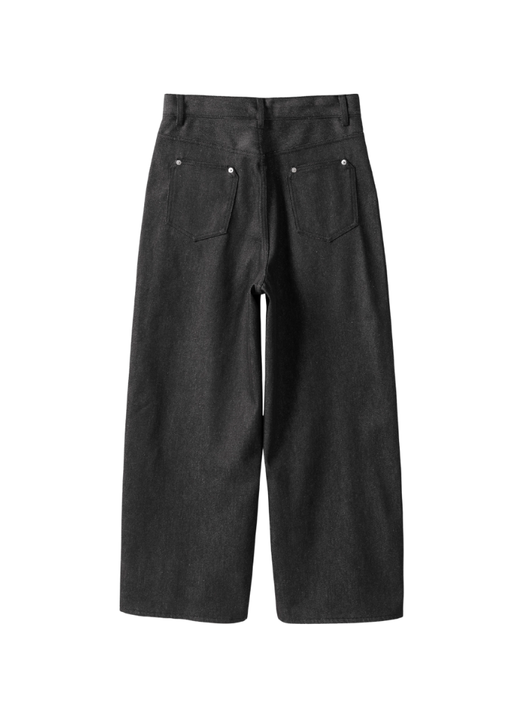LOOSE FIT SELVEDGE DENIM JEANS