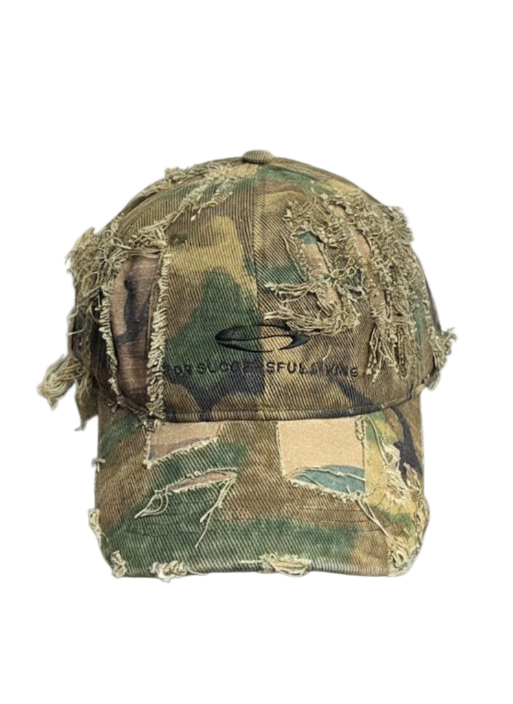 RETRO DISTRESSED CAMO BASEBALL CAP